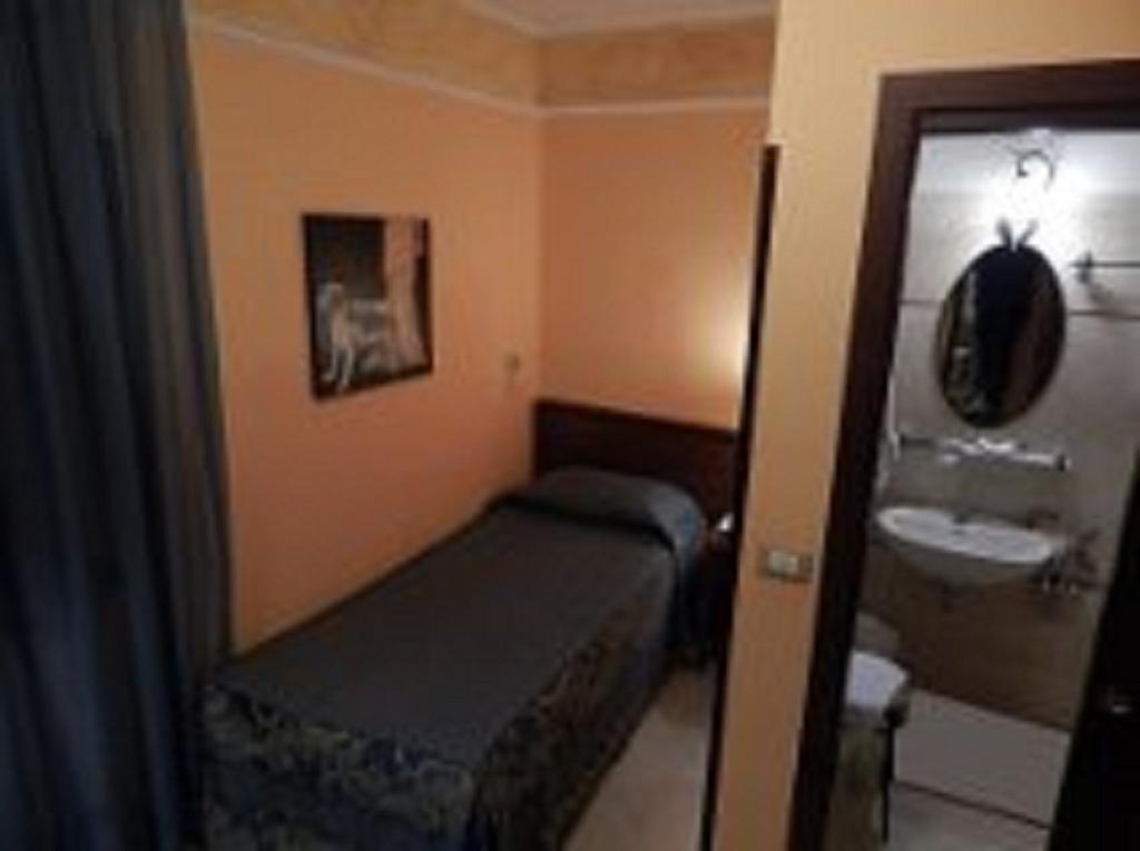 B&B Degli Amici Чампино Номер фото