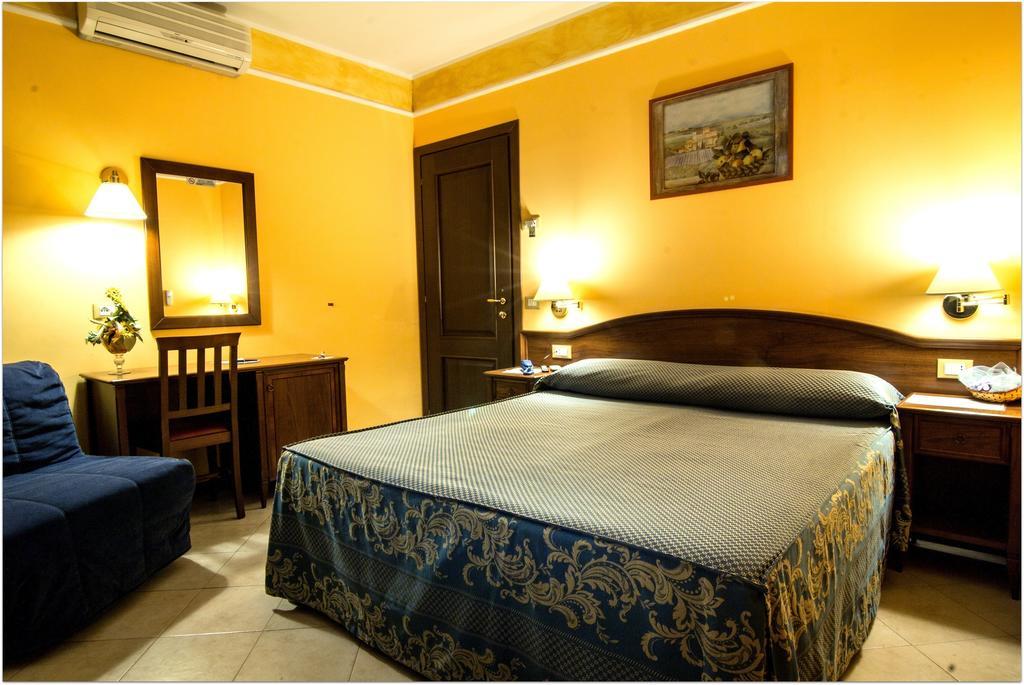 B&B Degli Amici Чампино Номер фото